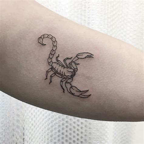 scorpion shoulder tattoo|Unique Scorpion Tattoo Ideas for Shoulder Placement